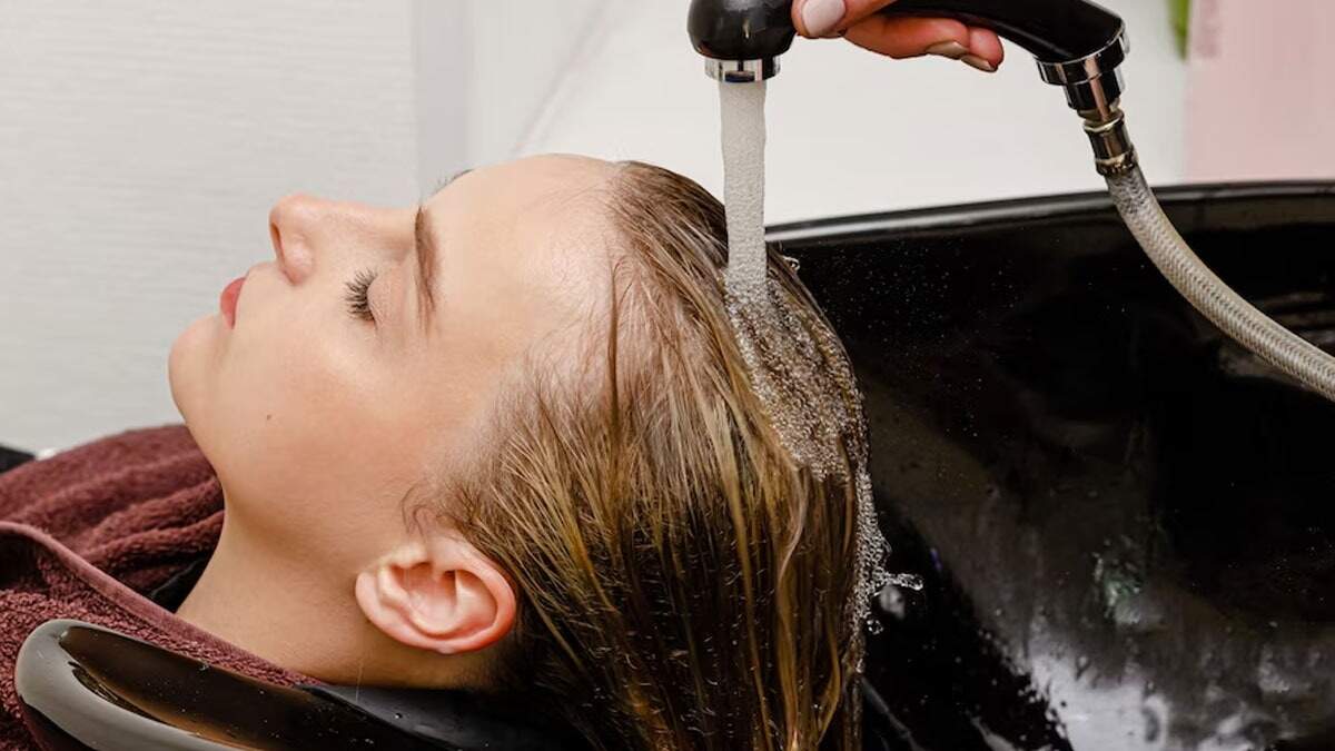 Frizzy Hair After Washing? Here's How to Tame It with These 5 Home Remedies